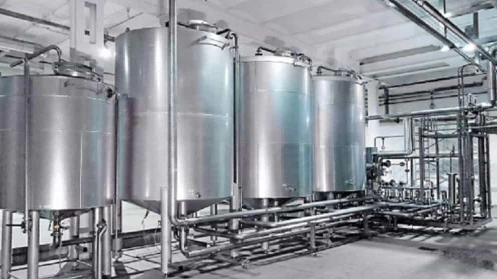 Steel tanks